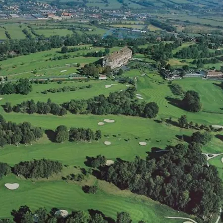 Butterfly - Piscine - Tennis - Parking *