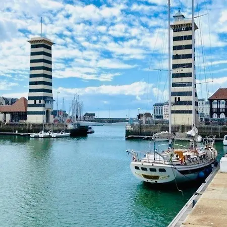Butterfly - Piscine - Tennis - Parking * Deauville