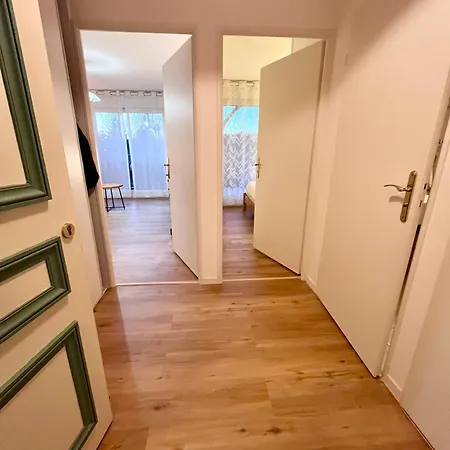 Butterfly - Piscine - Tennis - Parking