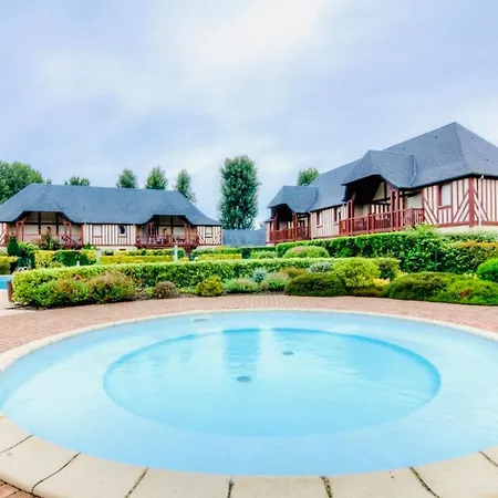 Butterfly - Piscine - Tennis - Parking