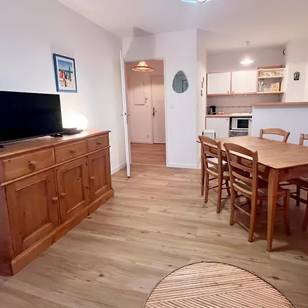 Butterfly - Piscine - Tennis - Parking *