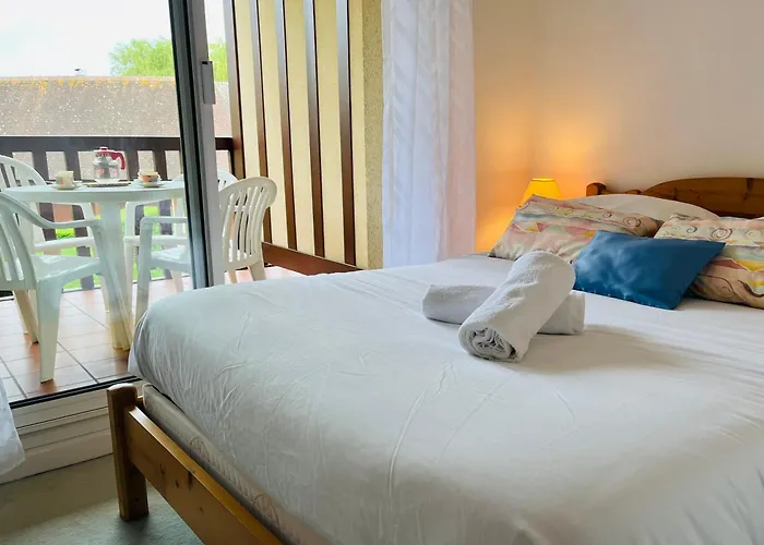 Butterfly - Piscine - Tennis - Parking *