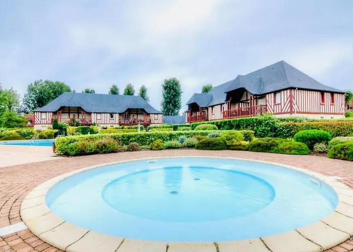 Butterfly - Piscine - Tennis - Parking