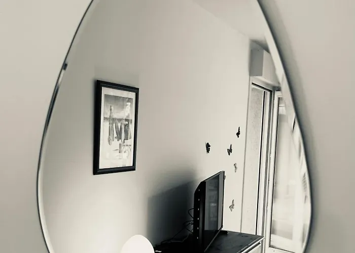 Butterfly - Piscine - Tennis - Parking *