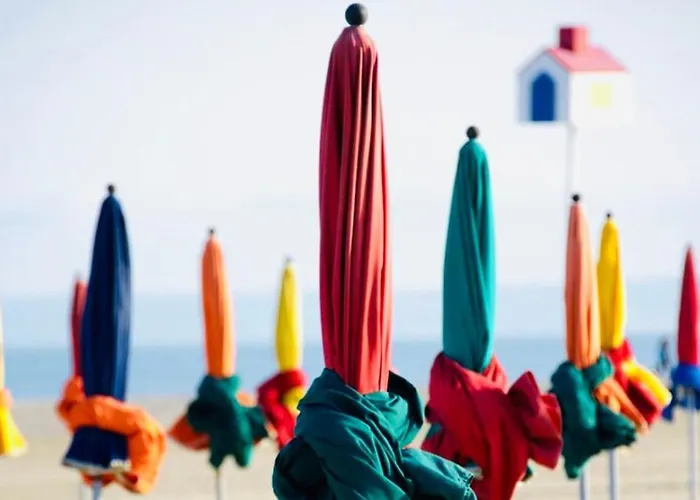 Butterfly - Piscine - Tennis - Parking